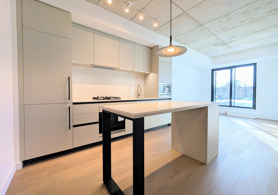 1720-bayview-avenue-toronto-ontario-c12816246