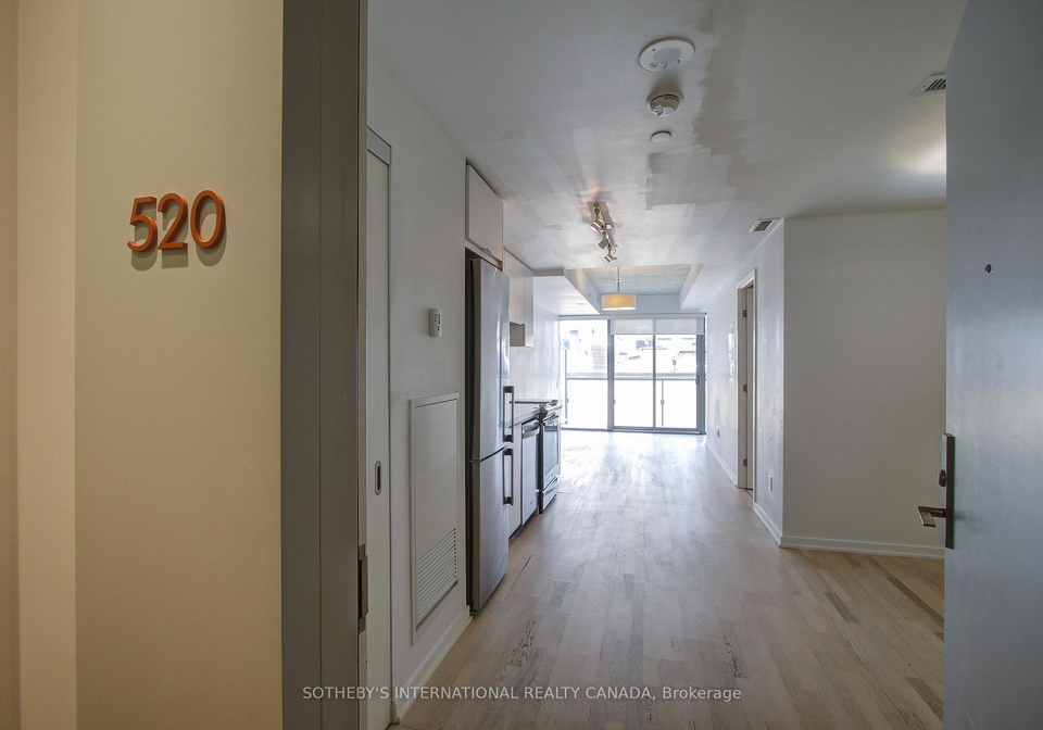 60-colborne-street-toronto-ontario-c12816898