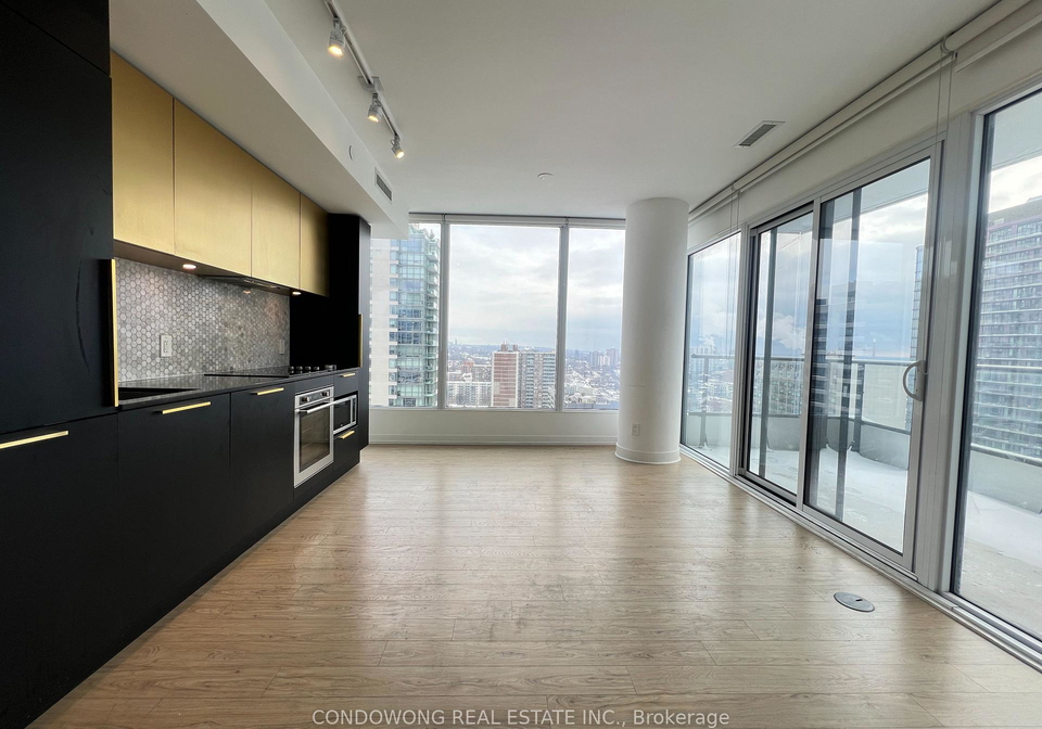85-wood-street-toronto-ontario-c12817506