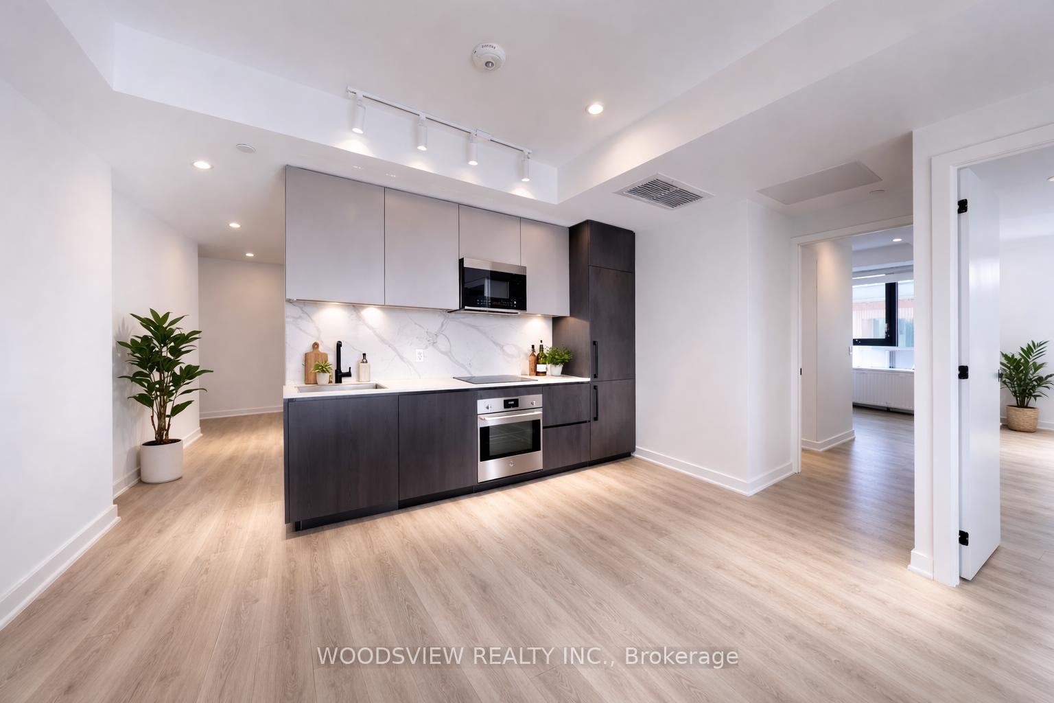 699-sheppard-avenue-e-north-york-ontario-c12817568