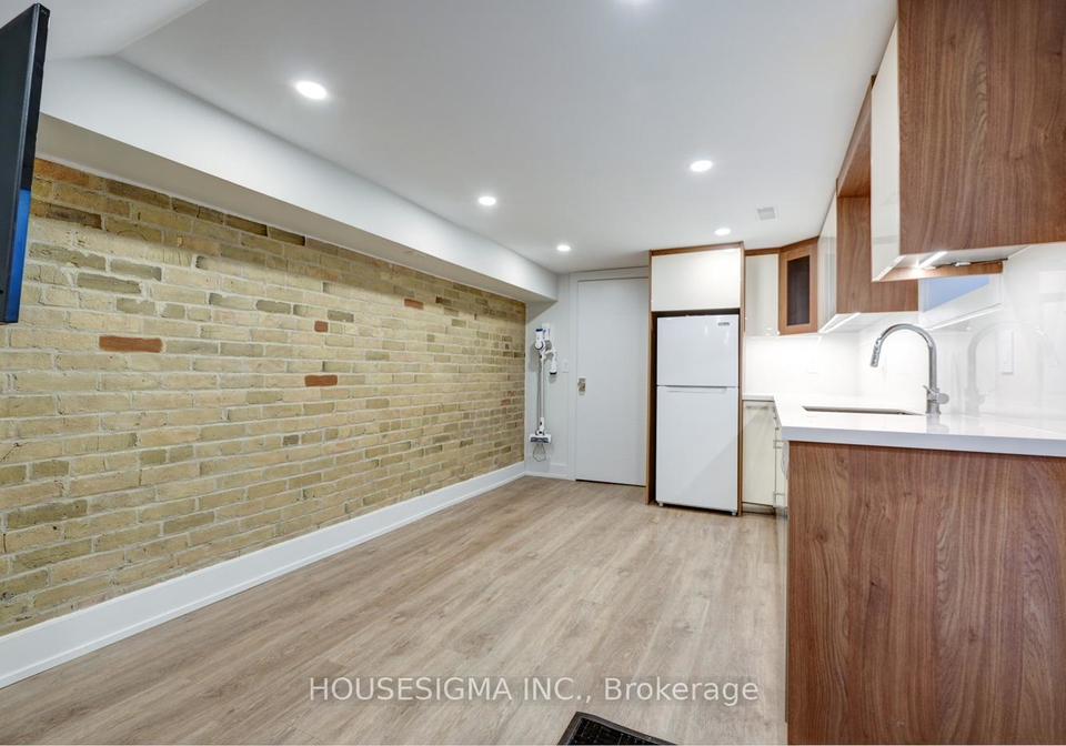 274-roxton-road-toronto-ontario-c12817632