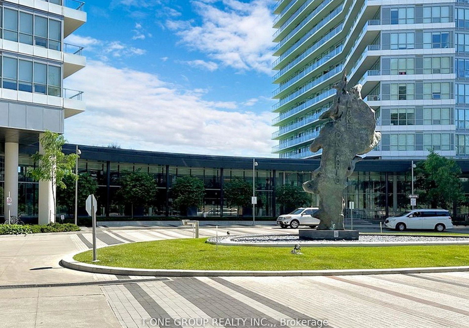 117-mcmahon-drive-north-york-ontario-c12817734