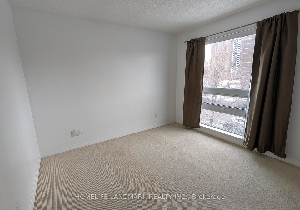 2035-sheppard-avenue-e-north-york-ontario-c12818120