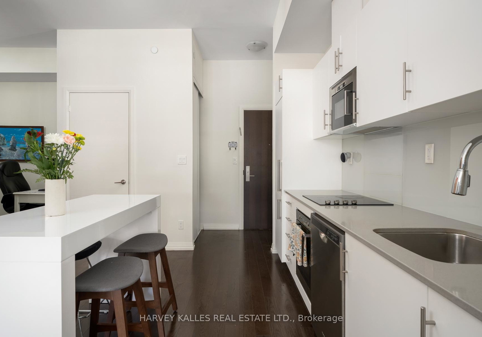 460-adelaide-street-e-toronto-ontario-c12818124