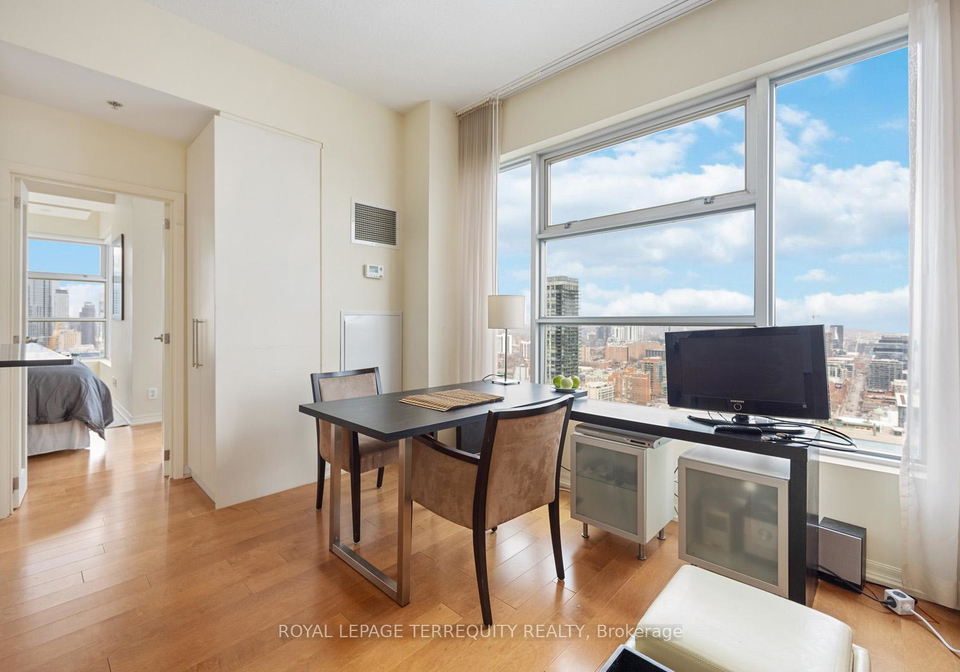 1-king-street-w-toronto-ontario-c12818150