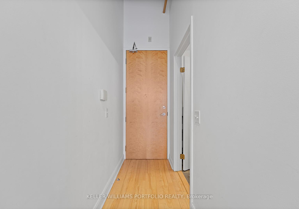 993-queen-street-w-toronto-ontario-c12818472