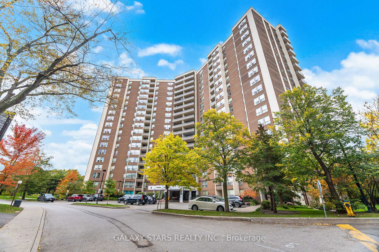5-vicora-linkway-way-east-york-ontario-c12819694