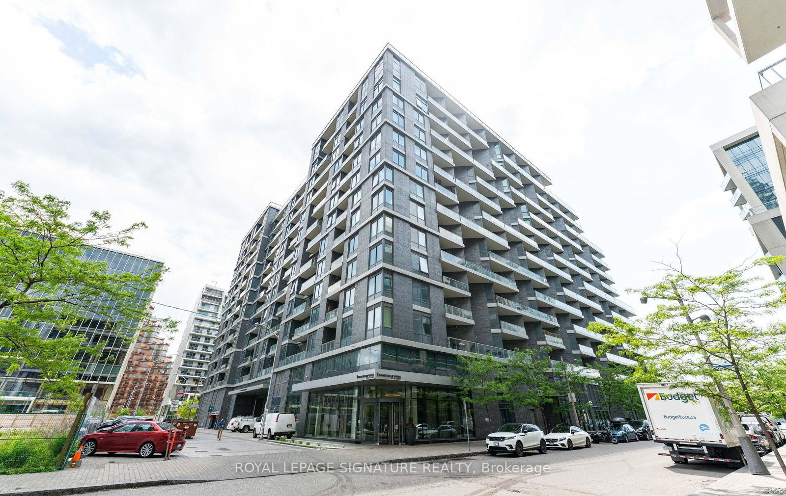 1-edgewater-drive-toronto-ontario-c12820068