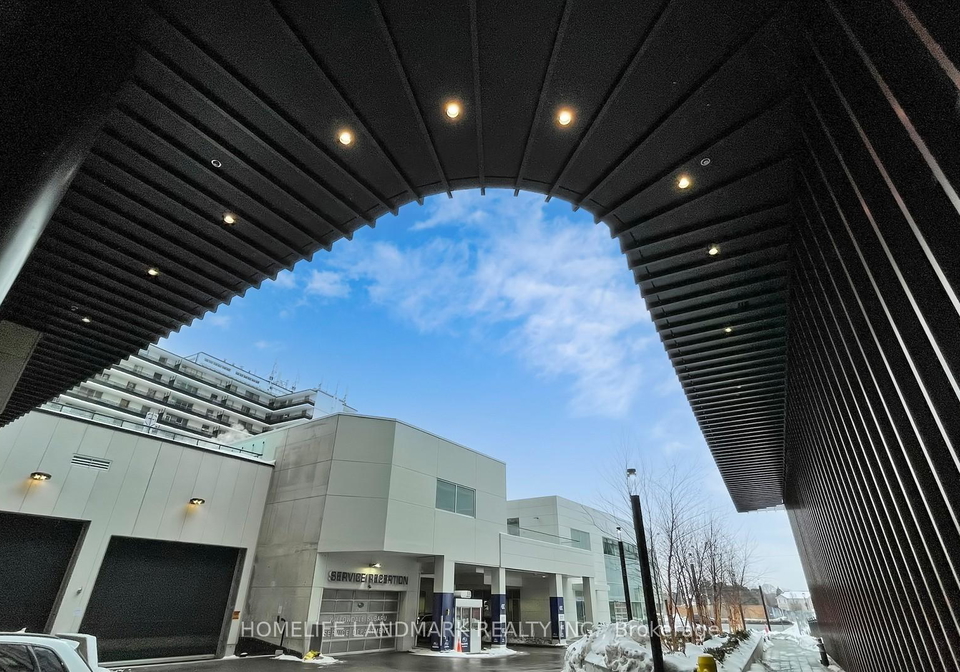 5858-yonge-street-toronto-ontario-c12820220