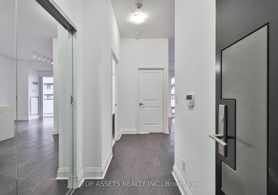 65-st-mary-street-toronto-ontario-c12820280