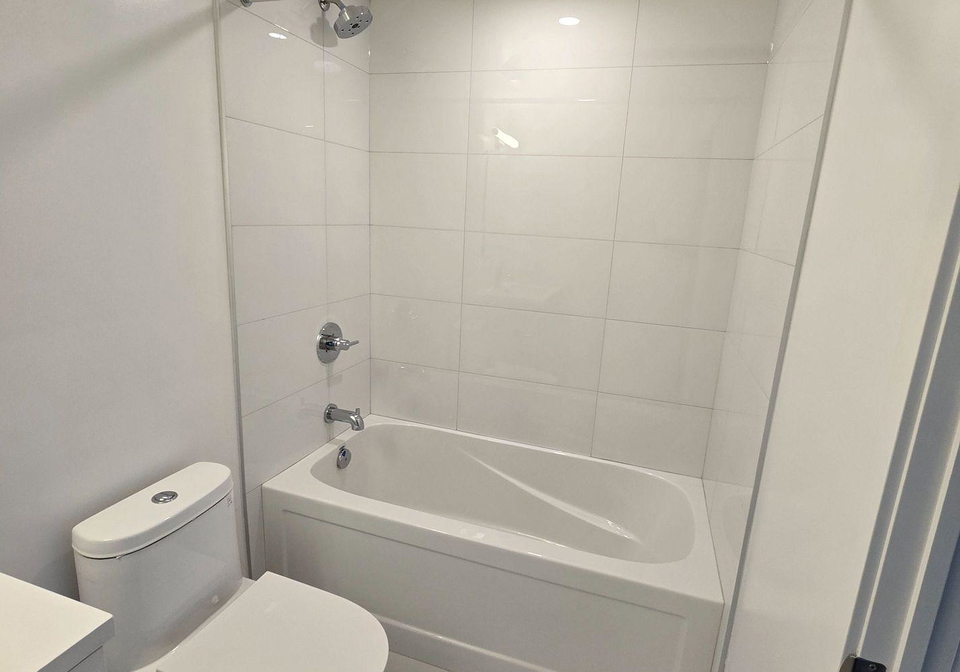 230-simcoe-street-toronto-ontario-c12820378