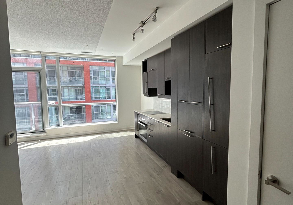 30-nelson-street-toronto-ontario-c12820456
