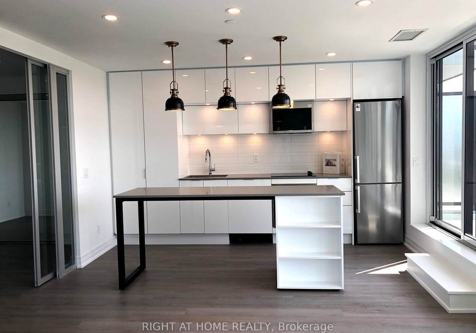 1-belsize-drive-toronto-ontario-c12820702