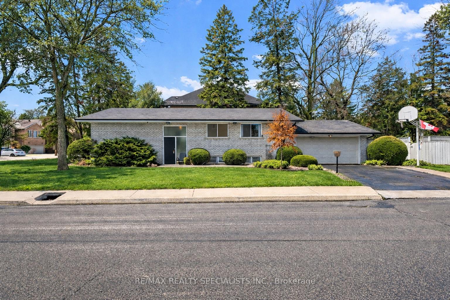 322-parkview-avenue-north-york-ontario-c12820790