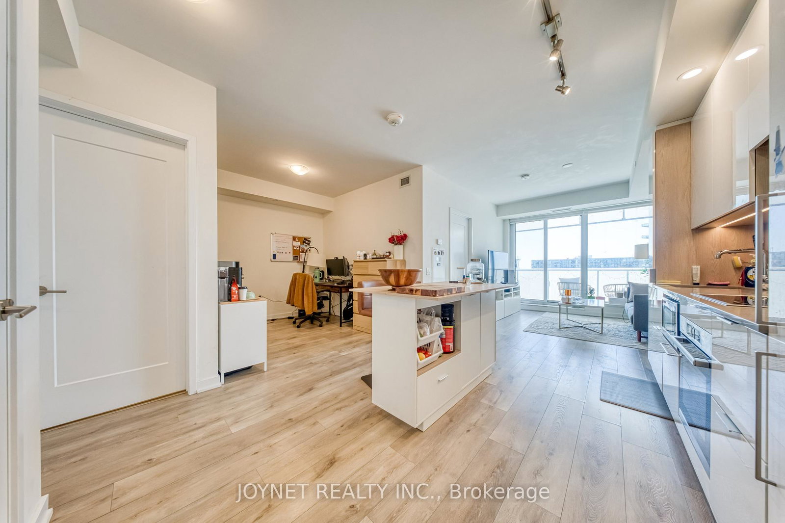 28-freeland-street-toronto-ontario-c12820810