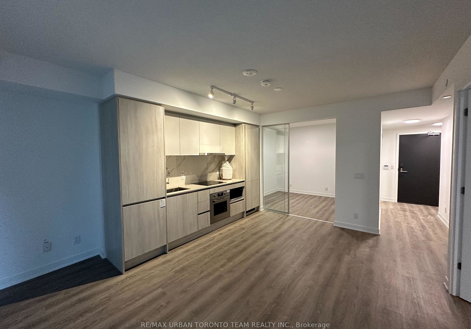 180-front-street-e-toronto-ontario-c12820826