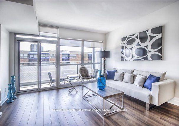 210-simcoe-street-toronto-ontario-c12820890