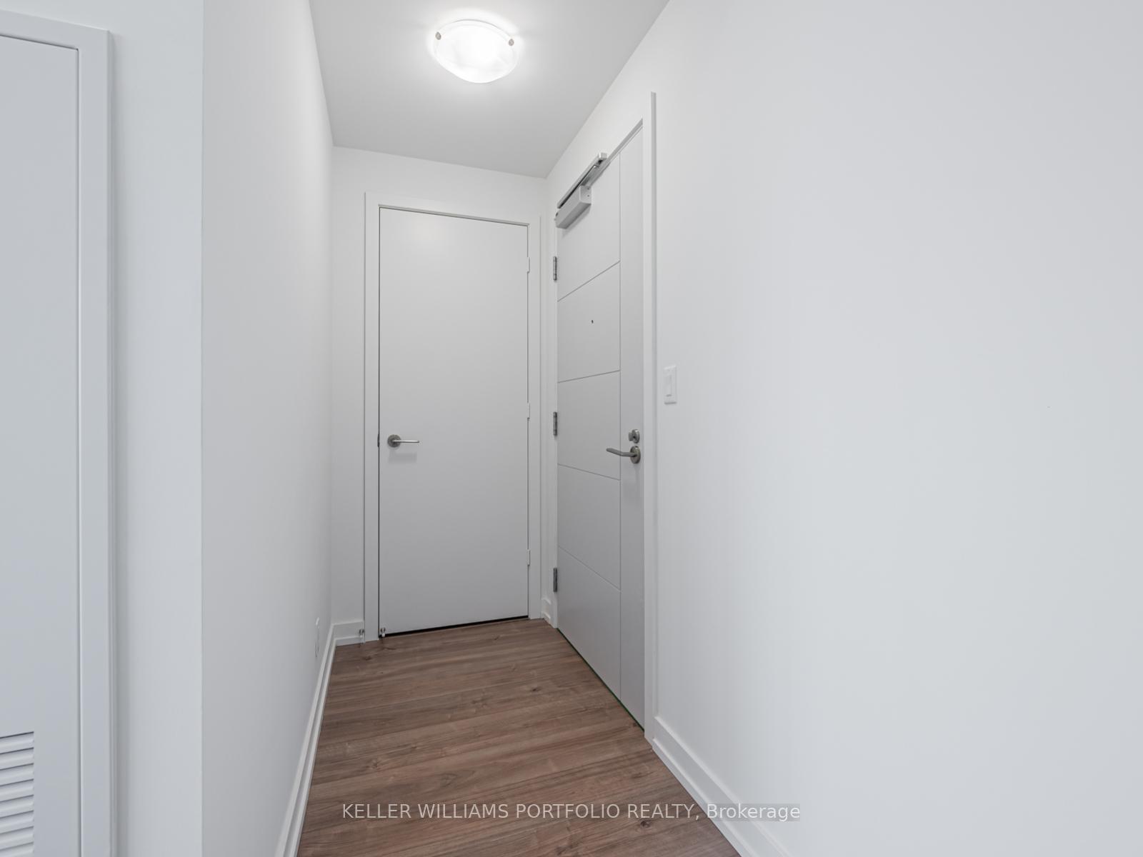 203-college-street-toronto-ontario-c12821022