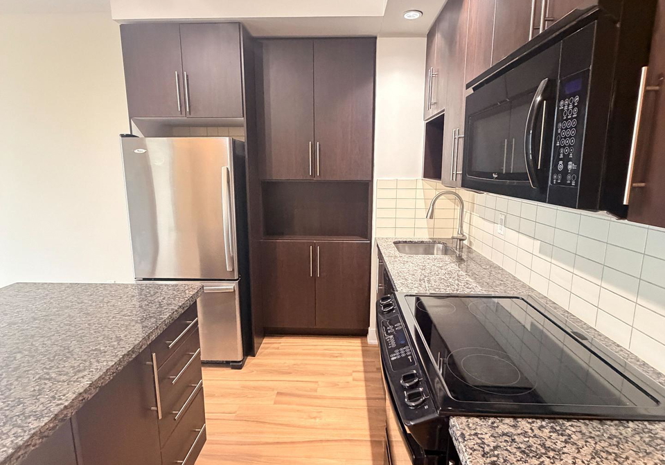28-linden-street-toronto-ontario-c12821414