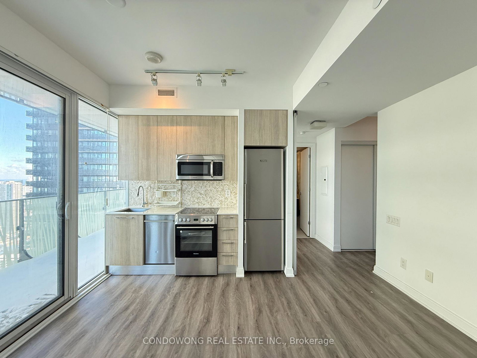 42-charles-street-e-toronto-ontario-c12821424