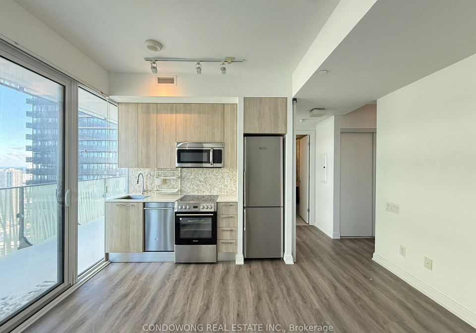 42-charles-street-e-toronto-ontario-c12821424