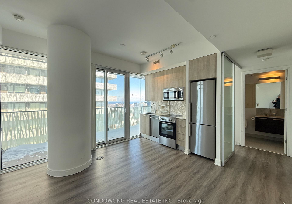42-charles-street-e-toronto-ontario-c12821424