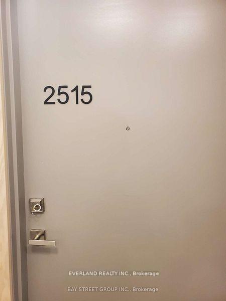 188-fairview-mall-drive-north-york-ontario-c12821464