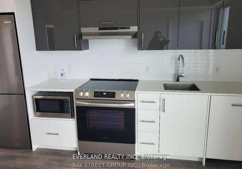 188-fairview-mall-drive-north-york-ontario-c12821464