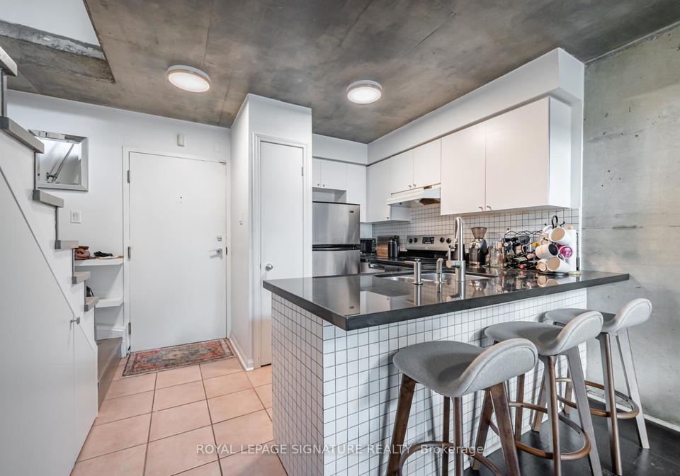 954-king-street-w-toronto-ontario-c12821478