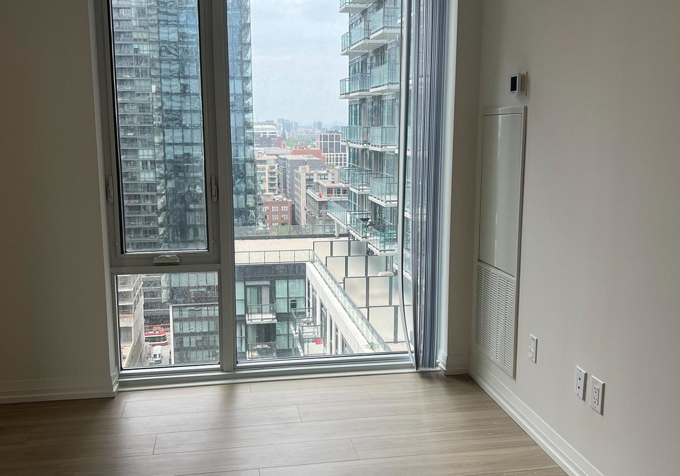 8-widmer-street-toronto-ontario-c12821508