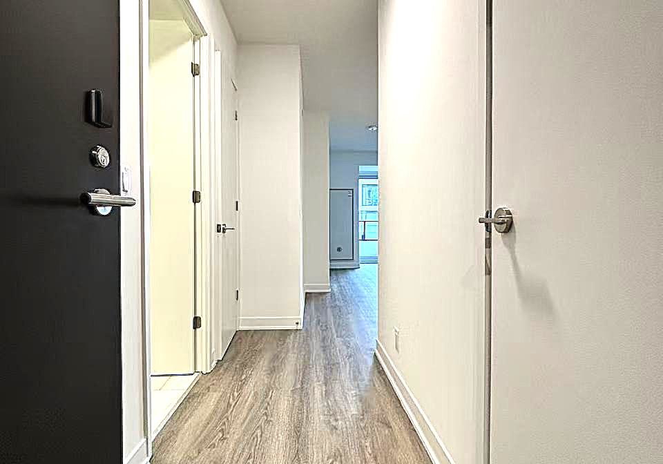 180-front-street-e-toronto-ontario-c12821536