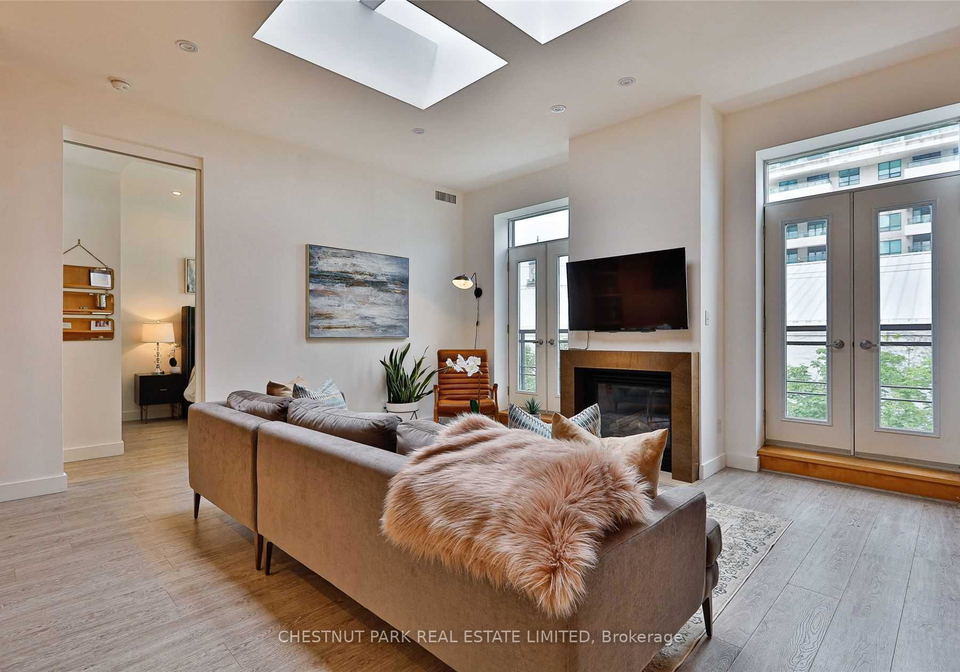 33-price-street-toronto-ontario-c12822022