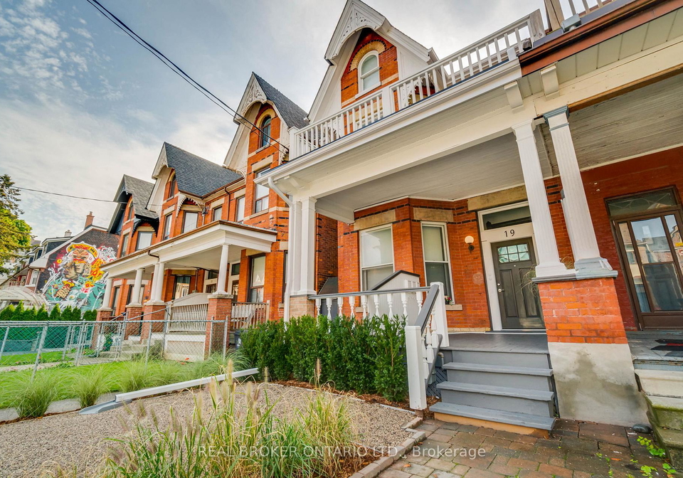 19-grange-avenue-toronto-ontario-c12822024