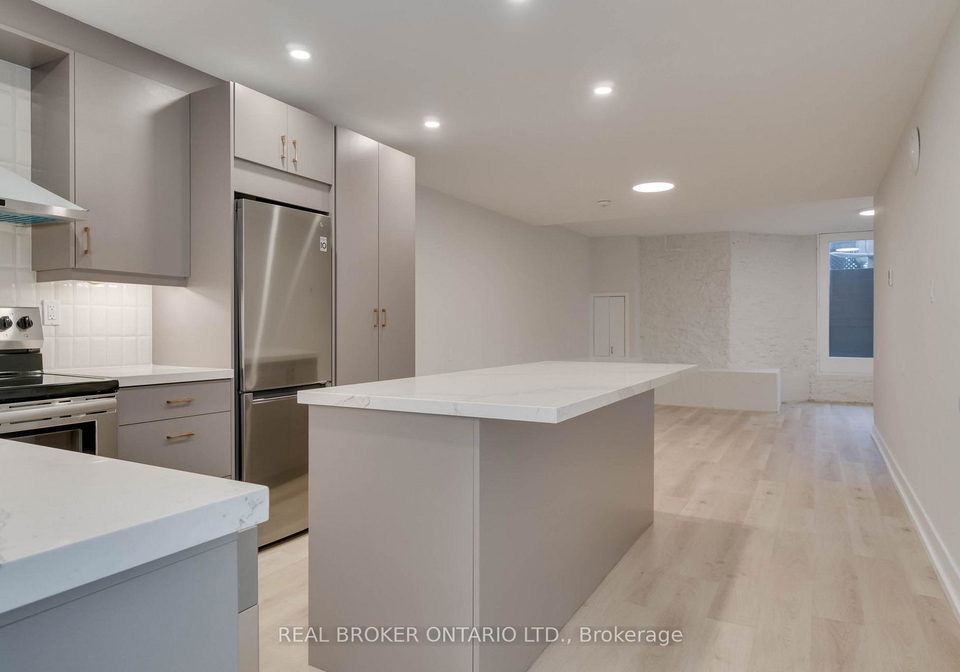 19-grange-avenue-toronto-ontario-c12822024