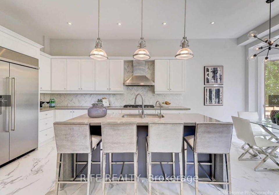 423-bedford-park-avenue-toronto-ontario-c12822154
