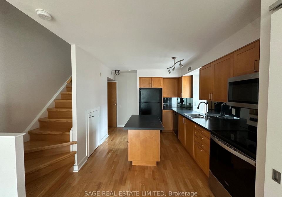 77-lombard-street-toronto-ontario-c12822214