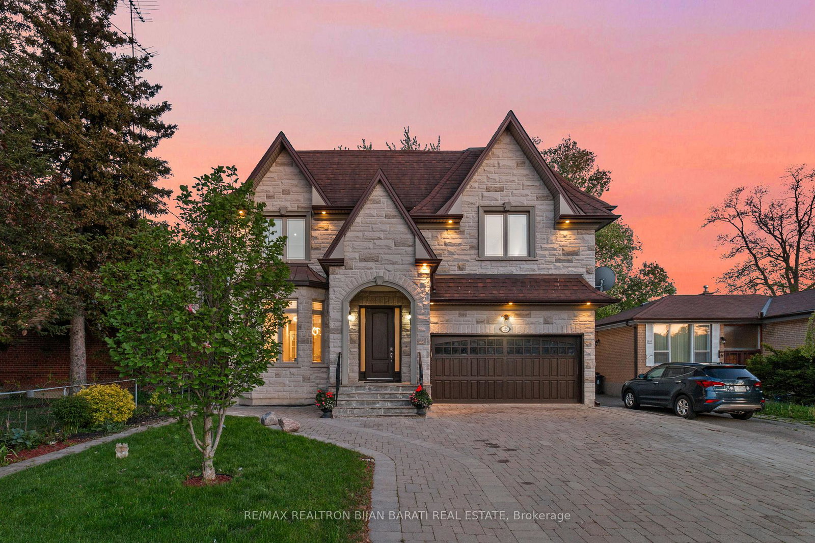 255-homewood-avenue-toronto-ontario-c12822646