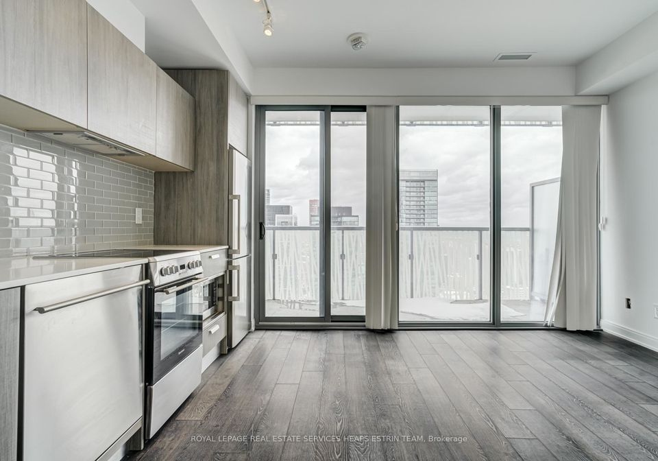 50-charles-street-e-toronto-ontario-c12822796