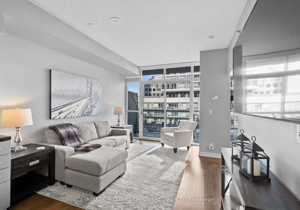 21-nelson-street-toronto-ontario-c12822912