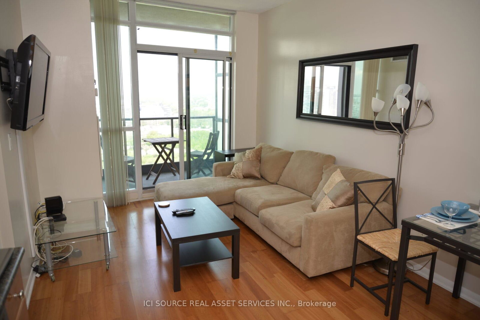 231-fort-york-boulevard-toronto-ontario-c12823050