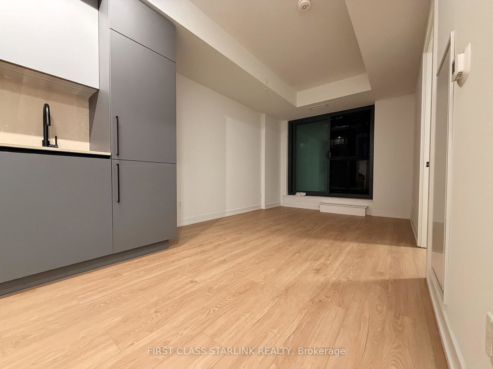 35-parliament-street-toronto-ontario-c12823090