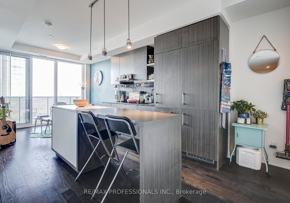 88-harbour-street-toronto-ontario-c12823230