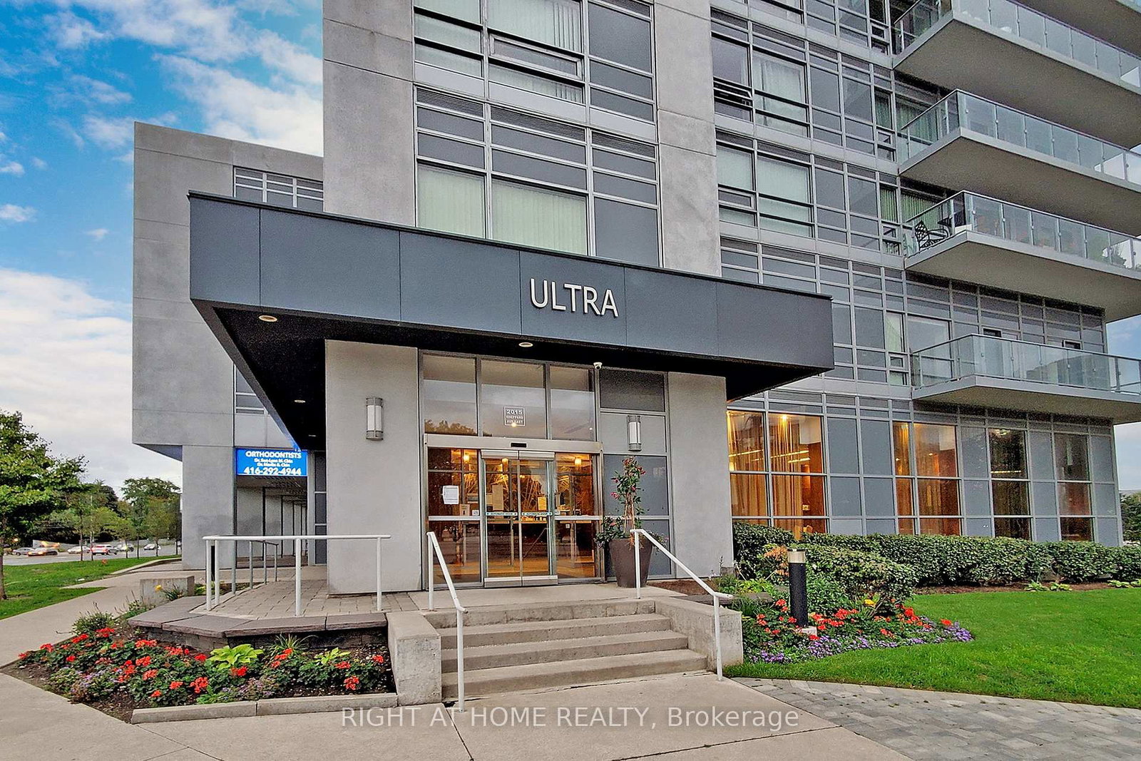2015-sheppard-avenue-e-north-york-ontario-c12823266