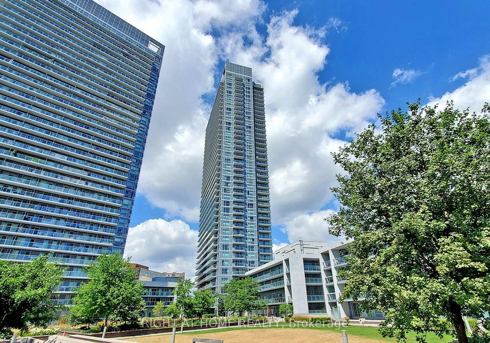 2015-sheppard-avenue-e-north-york-ontario-c12823266