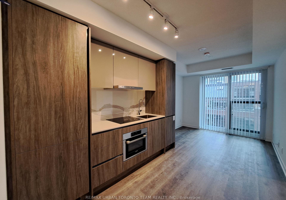 180-front-street-e-toronto-ontario-c12823374