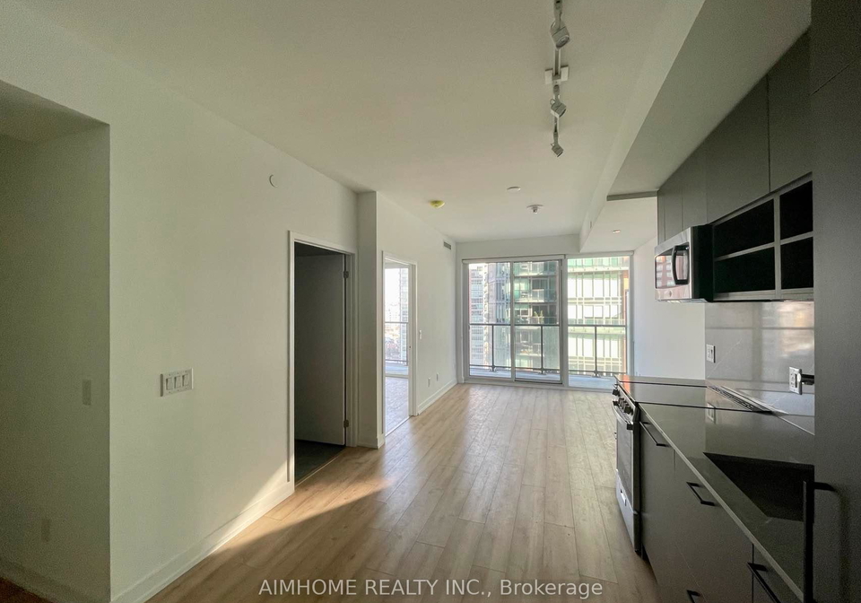 135-east-liberty-street-toronto-ontario-c12823860