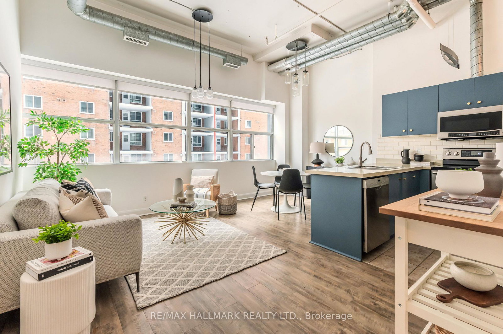 700-king-street-w-toronto-ontario-c12824176