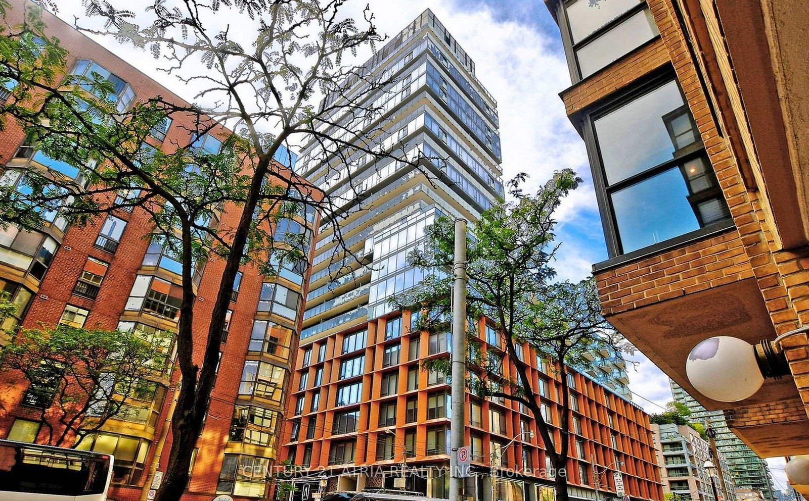 60-colborne-street-toronto-ontario-c12824300
