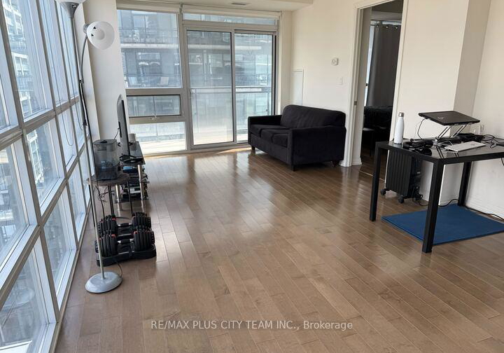 460-adelaide-street-e-toronto-ontario-c12824360