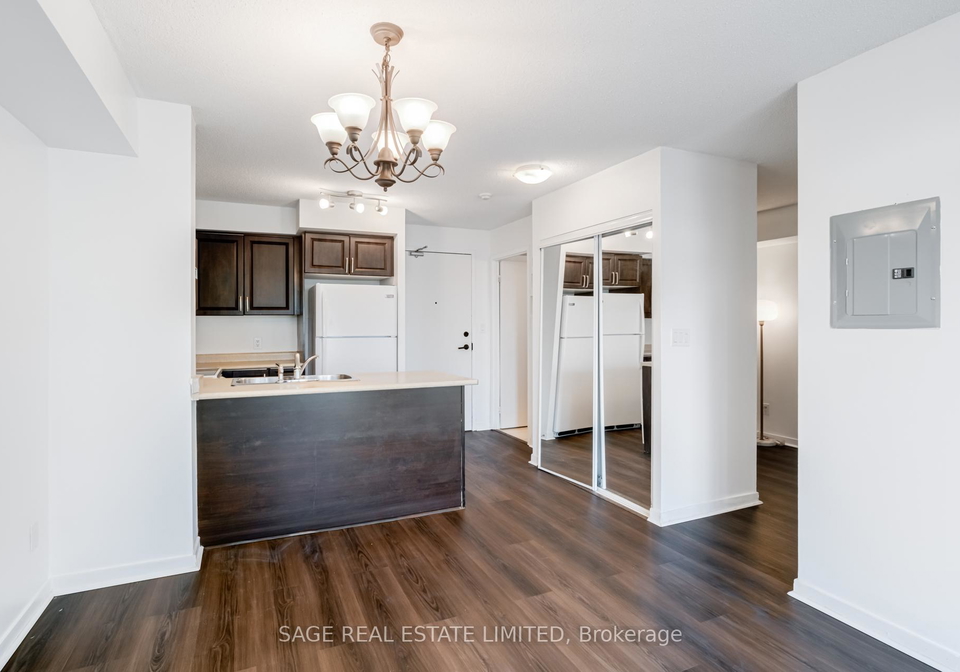 120-dallimore-circle-north-york-ontario-c12824402